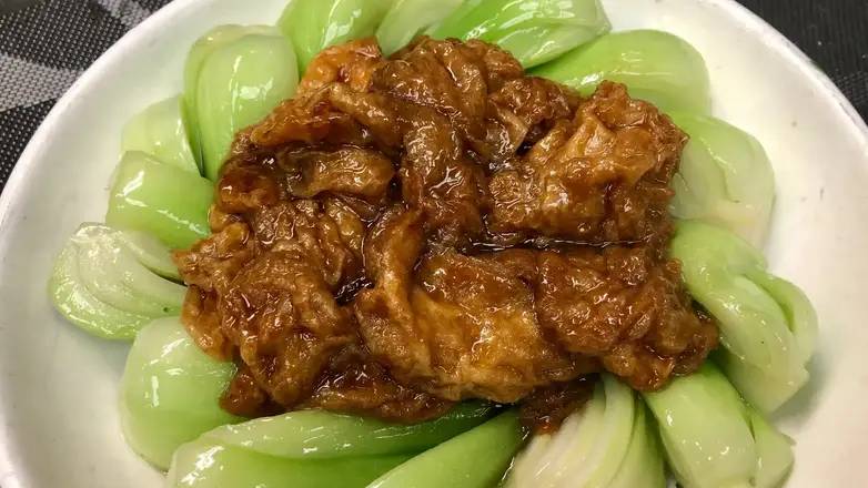 261. Braised Wheat Gluten with Green Vegetable 青菜麵筋